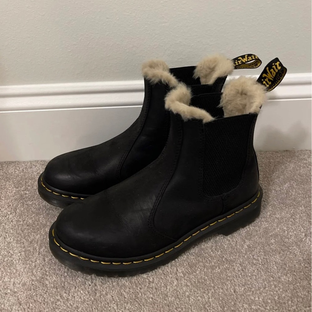 Dr. Martens Black Faux Fur Lined Chelsea Boot 8